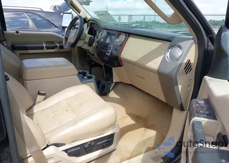 2008 Ford F-250 Fx4/Harley-Davidson/King Ranch/Lariat/Xl/Xlt z USA, uszkodzony, nr VIN 1FTSW21R98ED16382